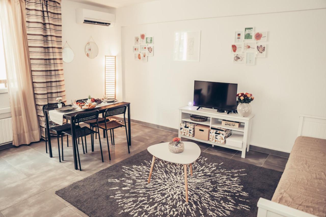 MAGNIFIQUE STUDIO CENTRE VILLE TOULON - Spacieux Climatisation Calme Rare Pas de parking privé stationnement gratuit dans la rue Extérieur photo